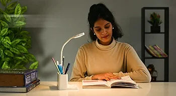 USB RECHARGEABLE TABLE LAMP LEARNING